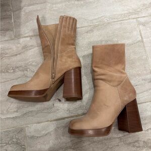 jeffrey Campbell platform boot